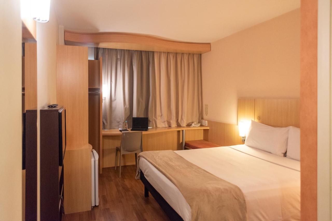 Hotel Ibis Sao Paulo Barra Funda Zewnętrze zdjęcie
